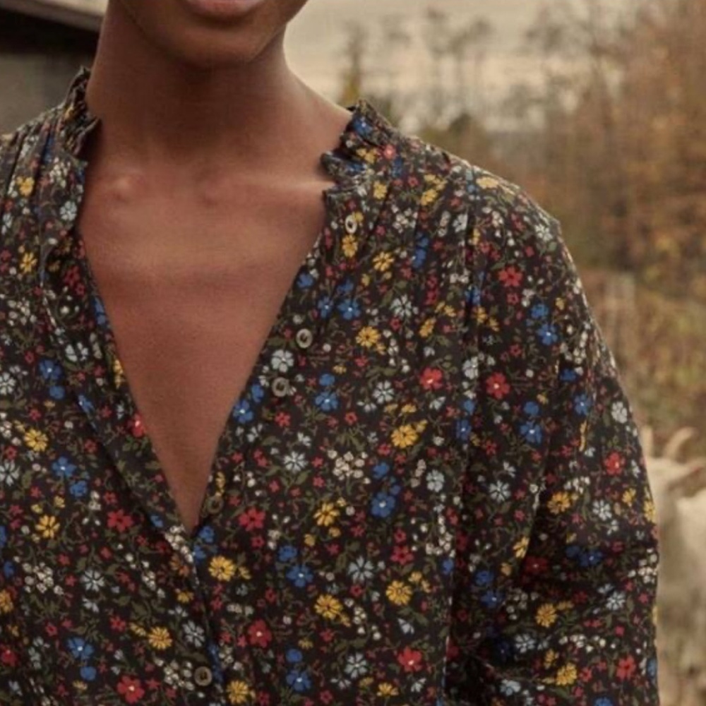 Doen Rose Top in Dusk Lily of the Valley